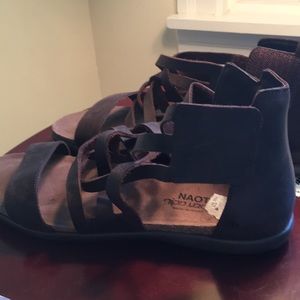 Naot Womens Brown Sandals Size 12, 42 Eur Like new